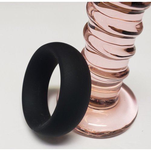 Wide Silicone Donut Ring - Black 2\"