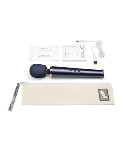 Le Wand Petite Rechargeable Vibrating Massager - Navy