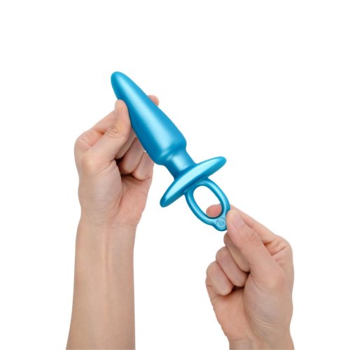 b-Vibe Sleek tapered silicone Plug